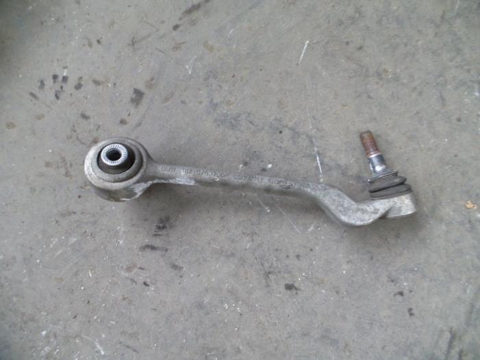Front lower wishbone, right from a BMW 3 serie (E90) 330d 24V 2007