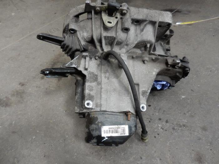 Gearbox from a Renault Clio II Societe (SB) 1.5 dCi 65 2005