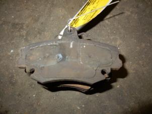 Used Front brake pad Renault Clio II Societe (SB) 1.5 dCi 65 Price on request offered by Autodemontage Joko B.V.