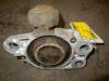 Engine mount from a Renault Clio II Societe (SB) 1.5 dCi 65 2005