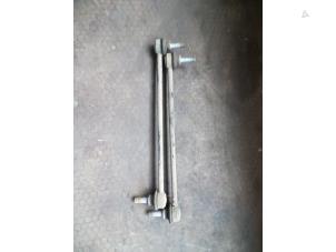 Used Anti-roll bar guide Renault Scénic II (JM) 1.6 16V Price on request offered by Autodemontage Joko B.V.
