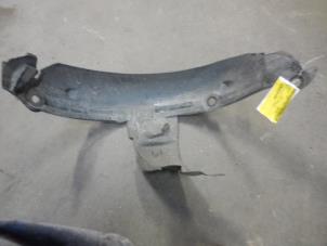 Used Wheel arch liner Renault Clio II Societe (SB) 1.5 dCi 65 Price on request offered by Autodemontage Joko B.V.