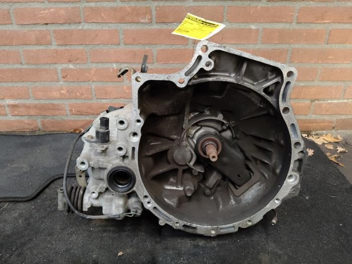 Gebrauchte Getriebe Mazda 323 F (BA14) 1.5i GLX,GT 16V Preis auf Anfrage angeboten von Autodemontage Joko B.V.
