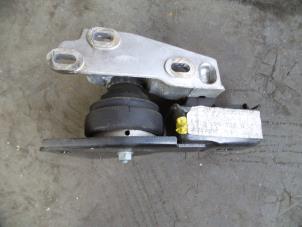 Used Engine mount Seat Alhambra (7V8/9) 2.0 Price on request offered by Autodemontage Joko B.V.