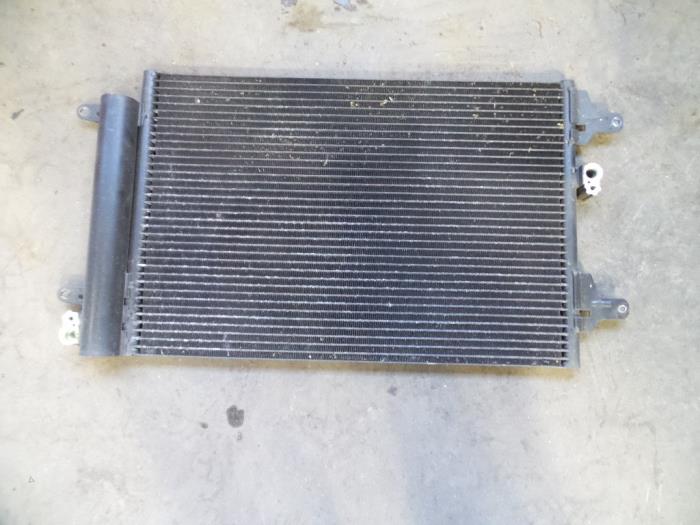 Usagé Condenseur de climatisation Seat Alhambra (7V8/9) 2.0 Prix sur demande proposé par Autodemontage Joko B.V.