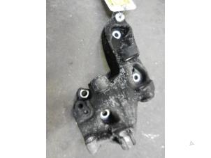 Used Alternator upper bracket Ford Fusion 1.4 TDCi Price on request offered by Autodemontage Joko B.V.