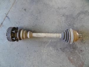 Used Front drive shaft, left Volkswagen Transporter T4 2.4 D Price on request offered by Autodemontage Joko B.V.