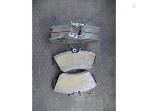 Used Front brake pad Volkswagen Transporter T4 2.4 D Price on request offered by Autodemontage Joko B.V.