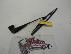 Used Rear wiper arm Ford Transit 2.0 TDdi 16V Price on request offered by Autodemontage Joko B.V.