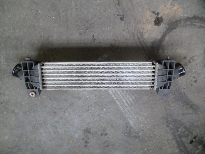 Usados Intercooler Ford Mondeo III Wagon 2.0 TDCi 130 16V Precio de solicitud ofrecido por Autodemontage Joko B.V.