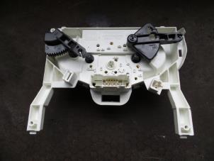 Used Heater control panel Nissan Primastar 1.9 dCi 80 Price on request offered by Autodemontage Joko B.V.
