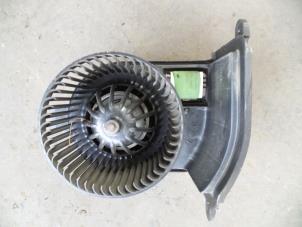 Used Heating and ventilation fan motor Renault Clio II (BB/CB) 1.6 16V Price on request offered by Autodemontage Joko B.V.