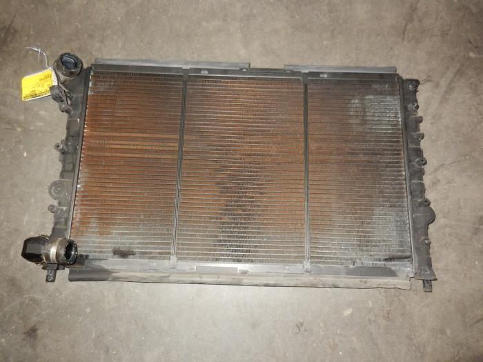 Gebrauchte Kühler Alfa Romeo 166 2.0 Twin Spark 16V Preis auf Anfrage angeboten von Autodemontage Joko B.V.