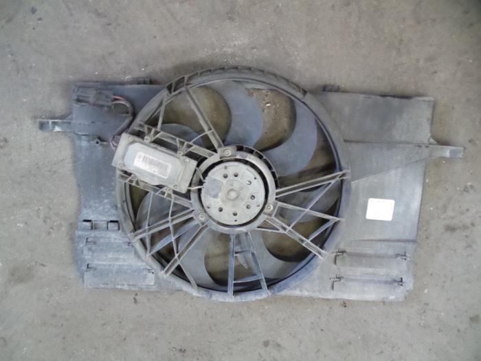 Używane Wentylator Volvo S40 (MS) 2.5 T5 20V Cena na żądanie oferowane przez Autodemontage Joko B.V.