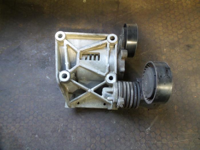 Usados Rodillo tensor correa múltiple Volvo S40 (MS) 2.5 T5 20V Precio de solicitud ofrecido por Autodemontage Joko B.V.
