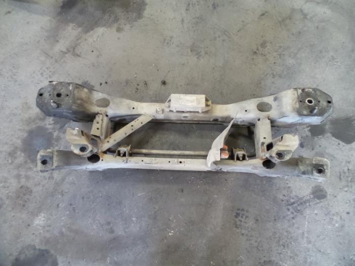 Usados Subchasis Volvo S40 (MS) 2.5 T5 20V Precio de solicitud ofrecido por Autodemontage Joko B.V.