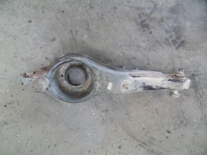 Lower wishbone, rear right from a Volvo S40 (MS) 2.5 T5 20V 2004