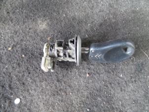 Used Door lock cylinder, left Citroen Saxo 1.1i X,SX Price on request offered by Autodemontage Joko B.V.
