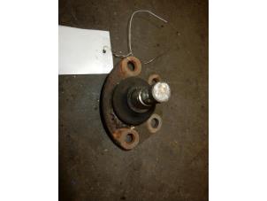 Used Steering knuckle ball joint Fiat Ducato (243/244/245) 2.3 JTD 16V Price on request offered by Autodemontage Joko B.V.