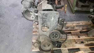 Motor van een Hyundai Accent 1.5i 16V 2000