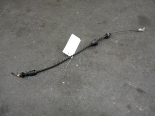 Used Throttle cable Renault Clio II (BB/CB) 1.2 Price on request offered by Autodemontage Joko B.V.