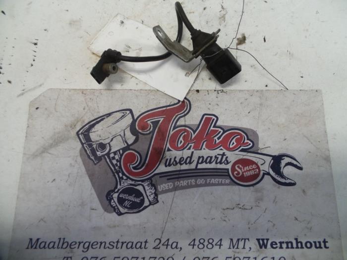 Begagnade Vevaxelsensor BMW 3 serie (E46/4) 320d 16V Pris på förfrågan erbjuds av Autodemontage Joko B.V.