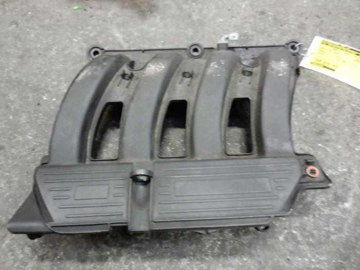 Używane Kolektor dolotowy Renault Espace (JE) 2.0i 16V Cena na żądanie oferowane przez Autodemontage Joko B.V.