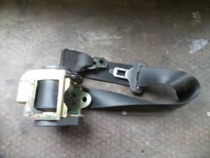 Used Rear seatbelt, right Mercedes A (W168) 1.6 A-160 Price on request offered by Autodemontage Joko B.V.