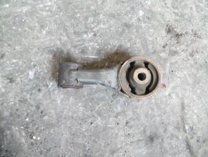 Used Gearbox mount Peugeot 107 1.0 12V Price on request offered by Autodemontage Joko B.V.