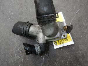 Used Thermostat housing Opel Omega B Caravan (21/22/23) 2.2 DTI 16V Price on request offered by Autodemontage Joko B.V.