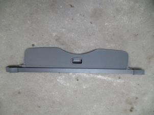 Used Luggage compartment cover Ford Mondeo III Wagon 1.8 16V Price on request offered by Autodemontage Joko B.V.