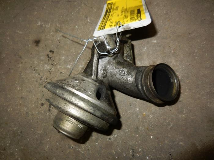 Gebrauchte AGR Ventil Peugeot 206 (2A/C/H/J/S) 1.4 HDi Preis auf Anfrage angeboten von Autodemontage Joko B.V.