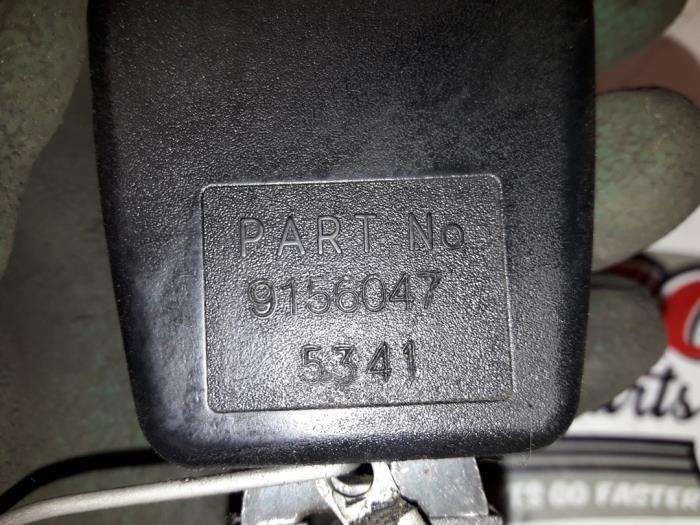 Rear seatbelt buckle, centre from a Volvo 850 Estate 2.0i 10V 1995