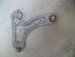 Used Front lower wishbone, left Opel Corsa C (F08/68) 1.2 16V Price on request offered by Autodemontage Joko B.V.