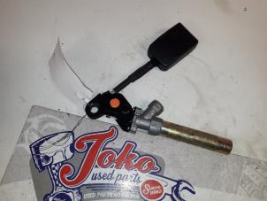 Used Seatbelt tensioner, left Citroen Saxo 1.1i X,SX Price on request offered by Autodemontage Joko B.V.