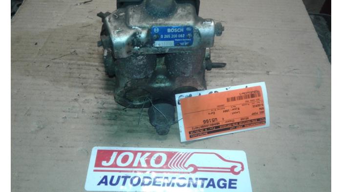 Begagnade ABS-pump BMW 5 serie (E34) 520i 24V Pris på förfrågan erbjuds av Autodemontage Joko B.V.