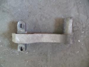 Used Gearbox mount Fiat Fiorino (225) 1.3 JTD 16V Multijet Price on request offered by Autodemontage Joko B.V.