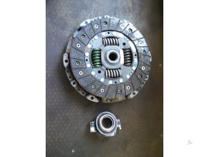 Used Clutch kit (complete) Fiat Fiorino (225) 1.3 JTD 16V Multijet Price on request offered by Autodemontage Joko B.V.