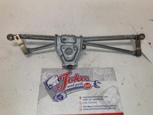 Used Wiper mechanism Renault Clio Price on request offered by Autodemontage Joko B.V.