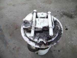 Used Electric fuel pump Fiat Fiorino (225) 1.3 JTD 16V Multijet Price on request offered by Autodemontage Joko B.V.