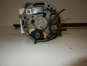 Dynamo van een Opel Calibra 2.0i 16V 1991