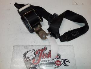 Used Front seatbelt, right BMW 3 serie (E36/2) 325i 24V Price on request offered by Autodemontage Joko B.V.
