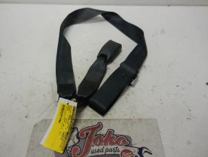 Used Rear seatbelt buckle, right Nissan Almera (N15) 1.4 LX,GX,S 16V Price on request offered by Autodemontage Joko B.V.