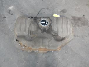Used Tank Nissan Almera (N15) 1.4 LX,GX,S 16V Price on request offered by Autodemontage Joko B.V.
