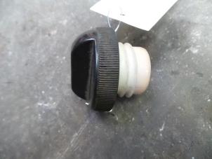 Used Fuel cap Nissan Almera (N15) 1.4 LX,GX,S 16V Price on request offered by Autodemontage Joko B.V.