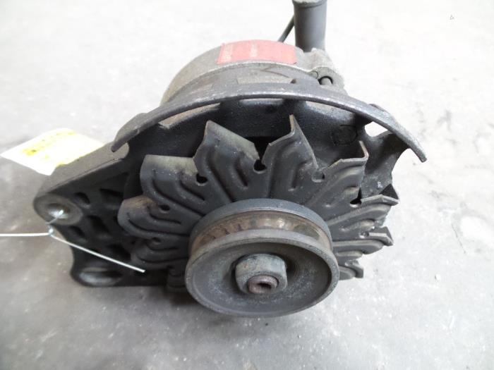 Gebrauchte Dynamo Fiat Cinquecento 0.9 i.e. S Preis auf Anfrage angeboten von Autodemontage Joko B.V.
