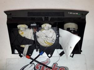 Usados Panel de control de calefacción Volvo S40/V40 Precio de solicitud ofrecido por Autodemontage Joko B.V.