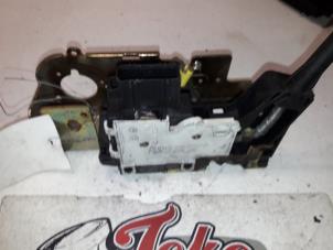 Used Door lock mechanism 2-door, right Ford Transit 2.0 TDdi 16V 260S Price on request offered by Autodemontage Joko B.V.