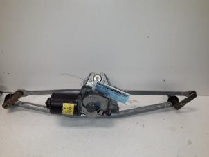 Used Wiper mechanism Renault Kangoo Express (FC) 1.9 D 55 Price on request offered by Autodemontage Joko B.V.