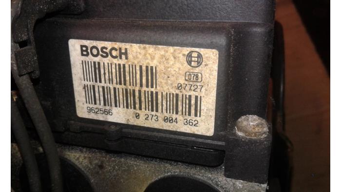 Begagnade ABS-pump Opel Zafira (F75) 2.0 DI 16V Pris på förfrågan erbjuds av Autodemontage Joko B.V.